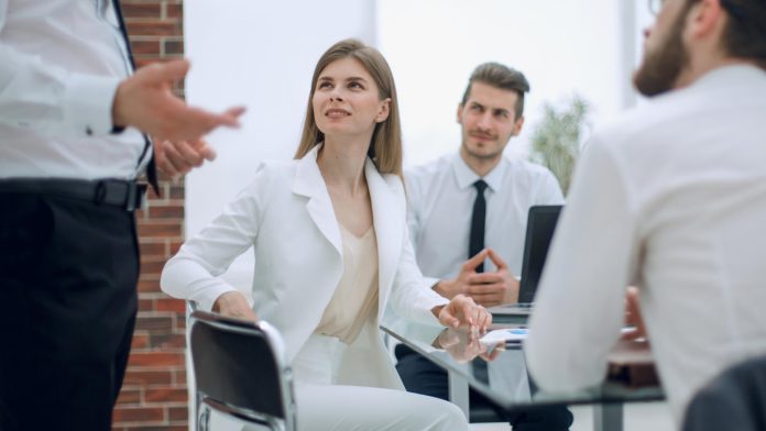 manager-comment-le-coaching-favorise-la-cohesion-et-lengagement-de-lequipe Manager : comment le coaching favorise la cohésion et l’engagement de l’équipe ?